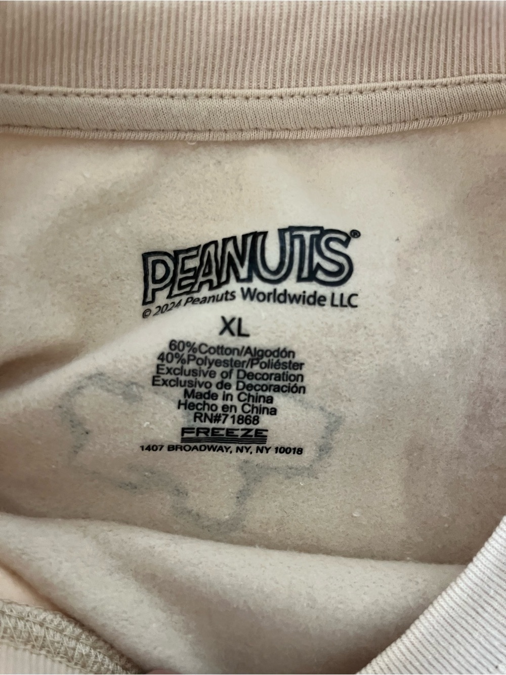 Peanuts Cream Woodstock Graphic Sweatshirt XL - Picture 4 of 7
